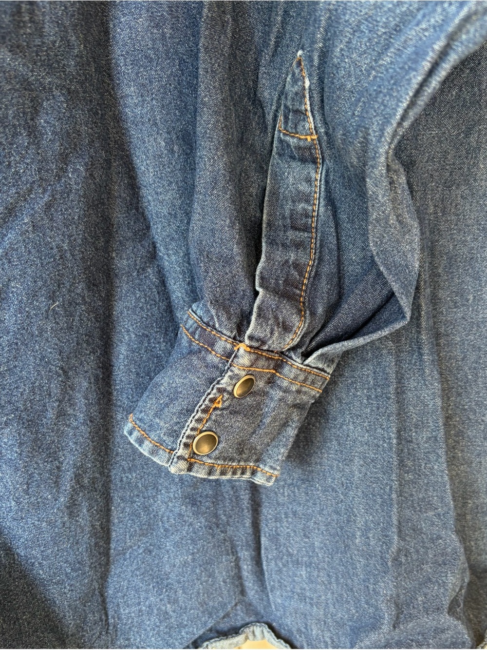 Lucky Brand Dark Blue Denim Button-Back Shirt. Large. - Picture 3 of 7